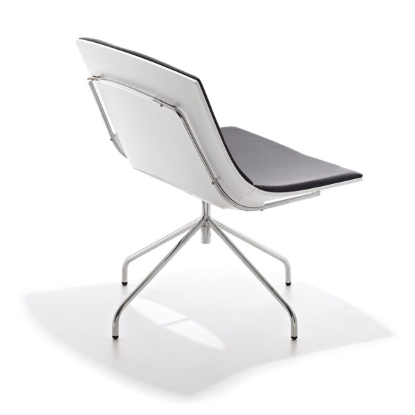 OH Lounge - Image 2