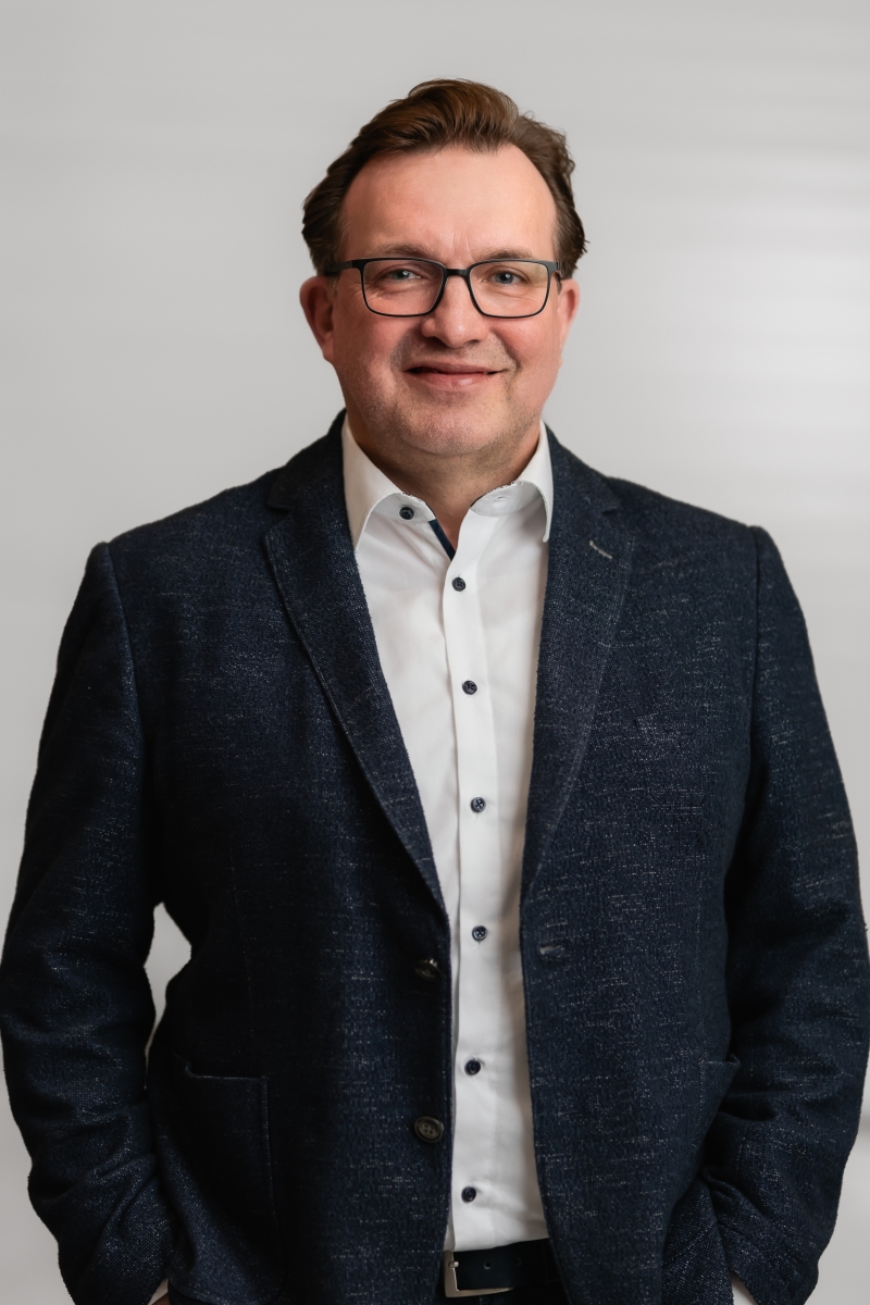 <strong>Jan</strong><br />Vertriebsleiter<br /><br />T <a href="tel:+4921173776815" class="no-link">+49 211 737768-15</a><br /><a href="mailto:j.mehlan@fundus7.de" class="no-link-color">j.mehlan@fundus7.de</a>