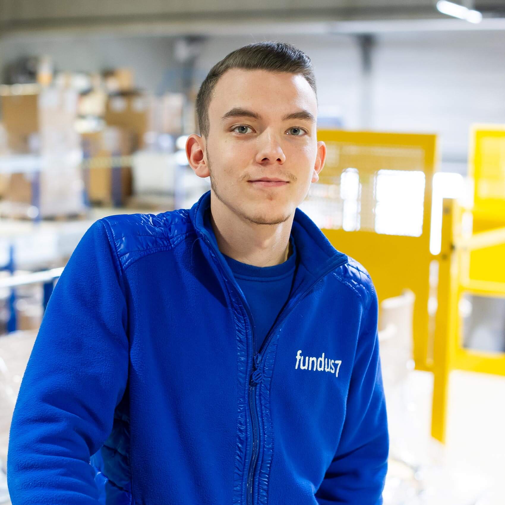 <strong>Jastin Holzhey</strong><br />Fahrer<br /><br />T <a href="tel:+492117377680" class="no-link">+49 211 737768-0</a>