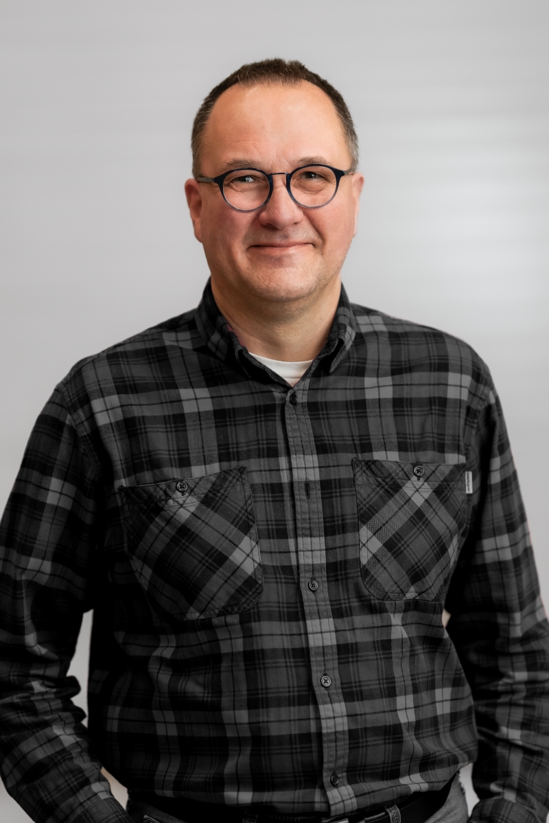 <strong>Marcus</strong><br />Projektleitung<br /><br />T <a href="tel:+492117377680" class="no-link">+49 211 737768-0</a><br /><a href="mailto:m.kemmer@fundus7.de" class="no-link-color">m.kemmer@fundus7.de</a>