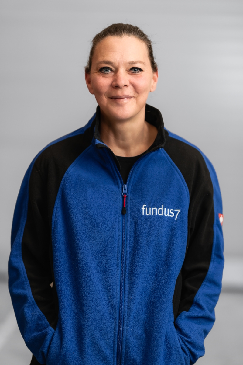 <strong>Natascha</strong><br />Leitung Reinigung<br /><br />T <a href="tel:+492117377680" class="no-link">+49 211 737768-0</a>