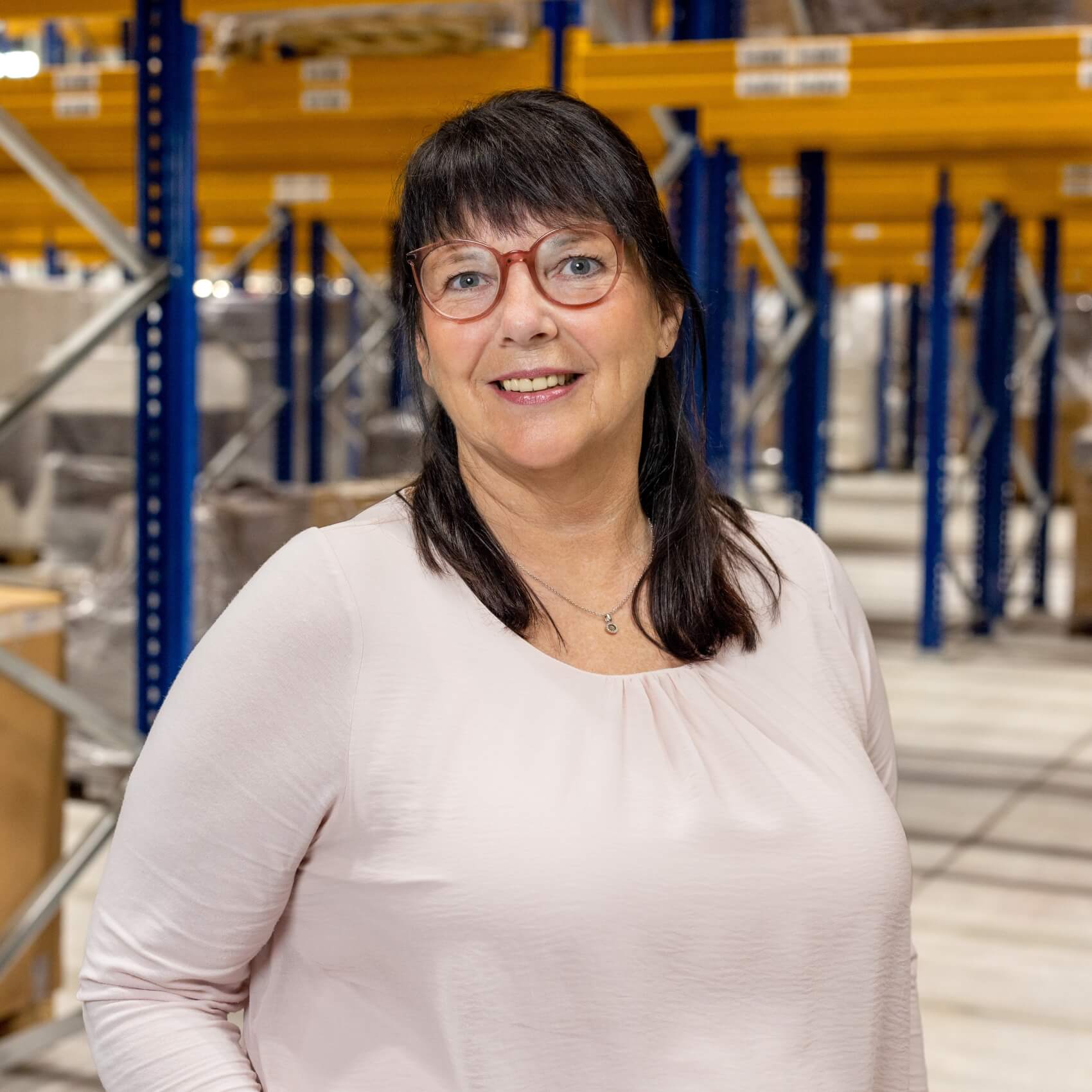 <strong>Roswitha Splawski</strong><br />Buchhaltung<br /><br />T <a href="tel:+4921173776810" class="no-link">+49 211 737768-10</a><br /><a href="mailto:r.splawski@fundus7.de" class="no-link-color">r.splawski@fundus7.de</a>